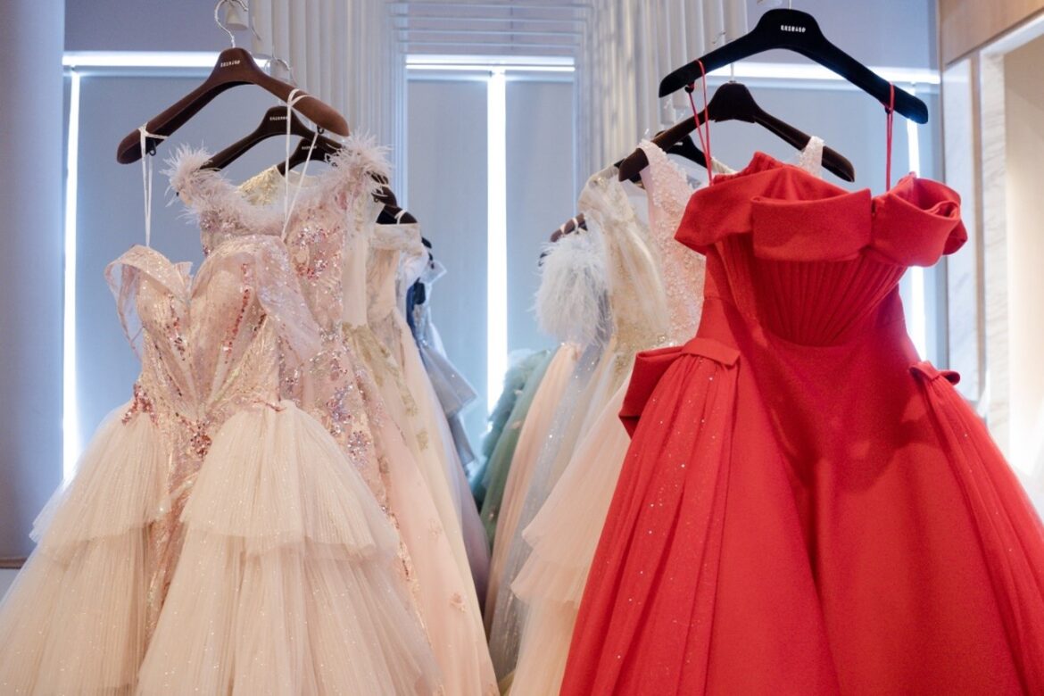 茱莉亞禮服陳列2