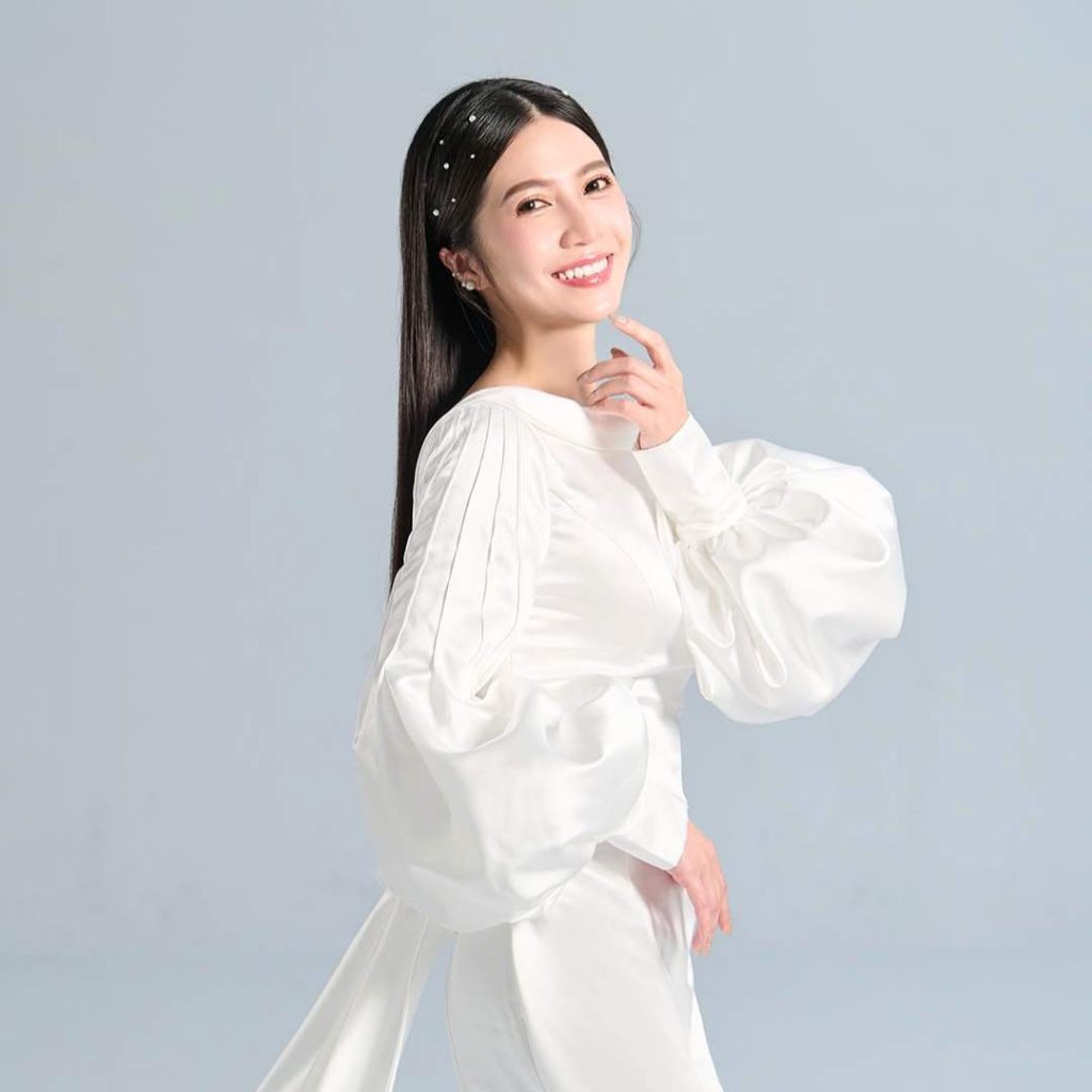 茱莉亞婚紗妝髮