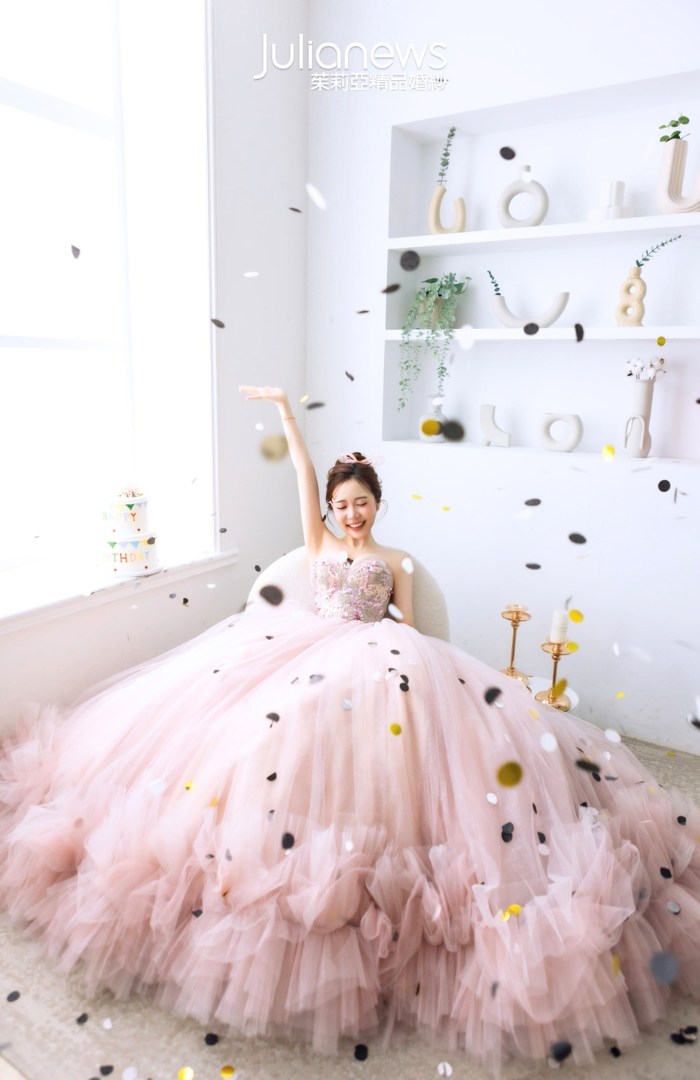 茱莉亞精品婚紗個人寫真作品